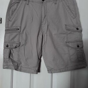 Men's Classic Tan Cargo Shorts